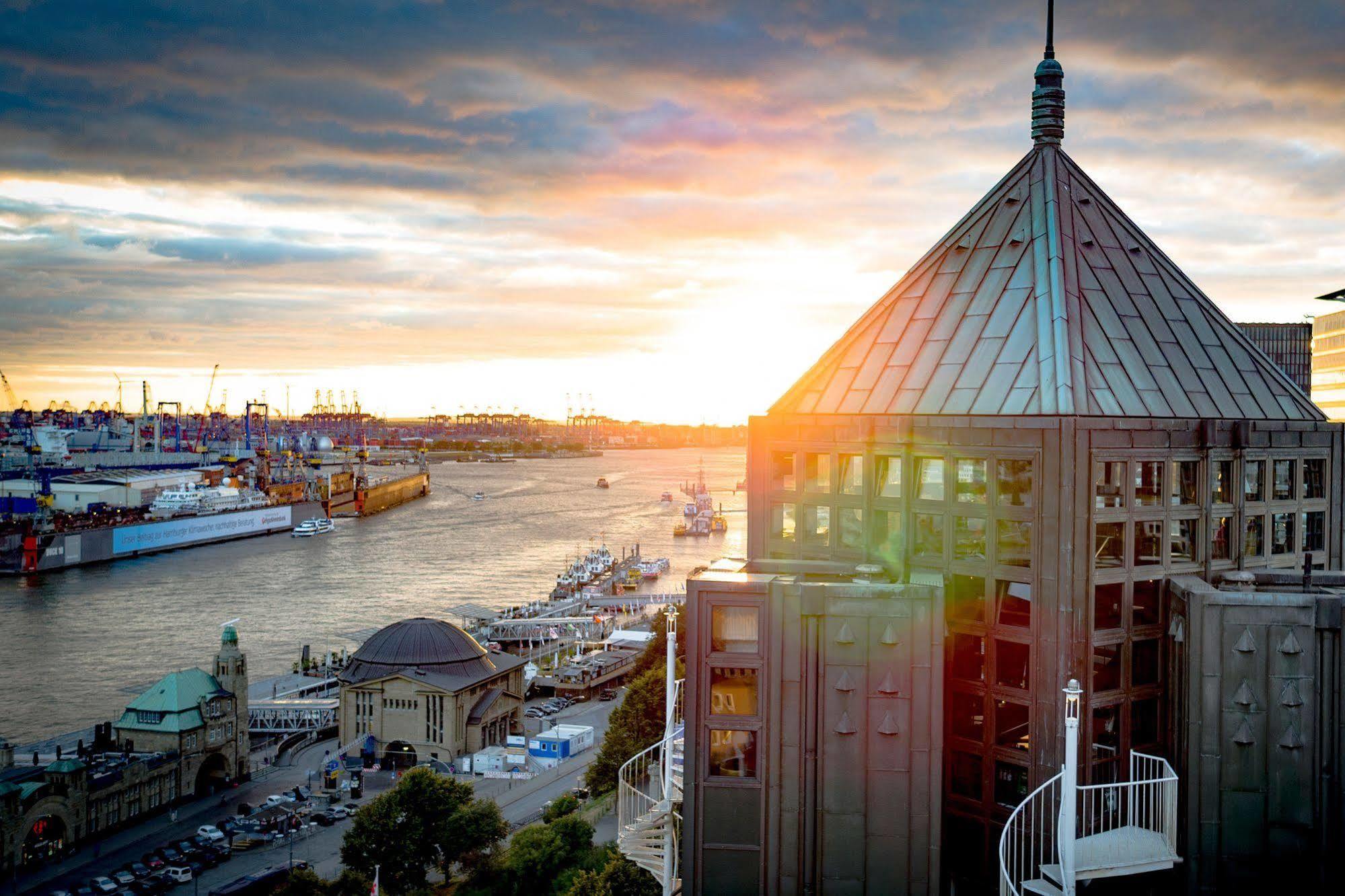 Hotel Hafen Hamburg Exterior foto